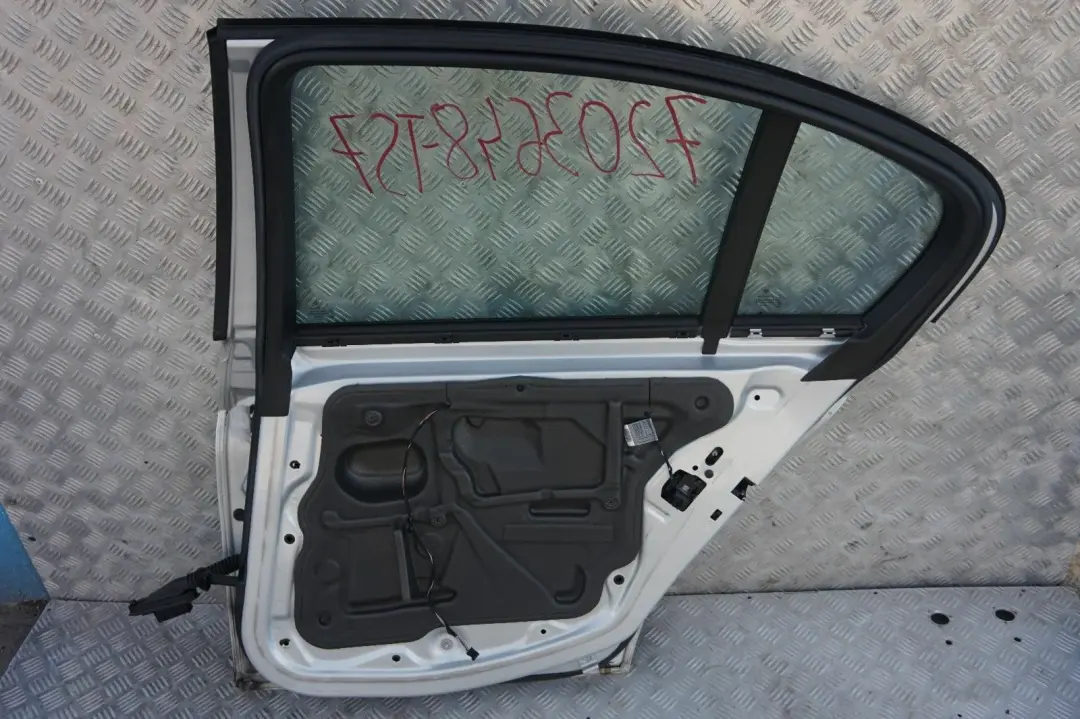 Door Rear Right O/S Titansilber Silver Silber - 354 to BMW 3 SERIES 7 E90 E90N LCi with Part number 7203648 BMW 3 SERIES 7 E90 E90N LCi Door Rear Right O/S Titansilber Silver Silber - 354 - SKU 7203648-TS7 - Part number 7203648