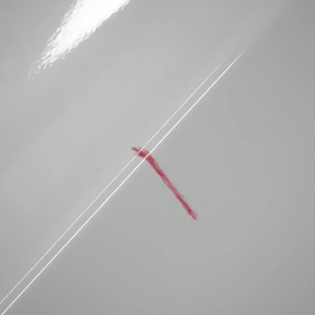 Porta posteriore destra Alpinweiss Alpine White - 300 per BMW E90 con numero di parte 7203648 BMW E90 Porta posteriore destra Alpinweiss Alpine White - 300 - SKU 7203648-AW1 - Numero di parte 7203648