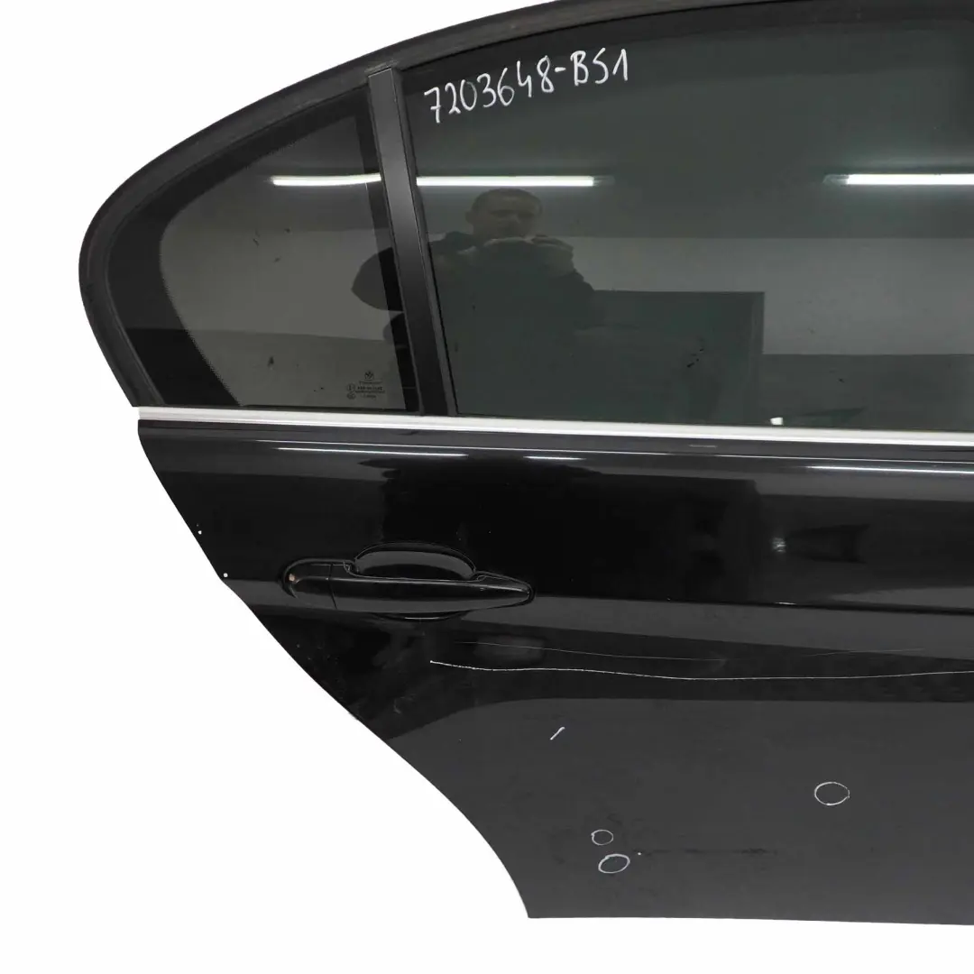 BMW E90 Berlina Puerta Trasera Derecha Zafiro Negro Metalizado - 475 - SKU 7203648-BS1 - Número de pieza 7203648