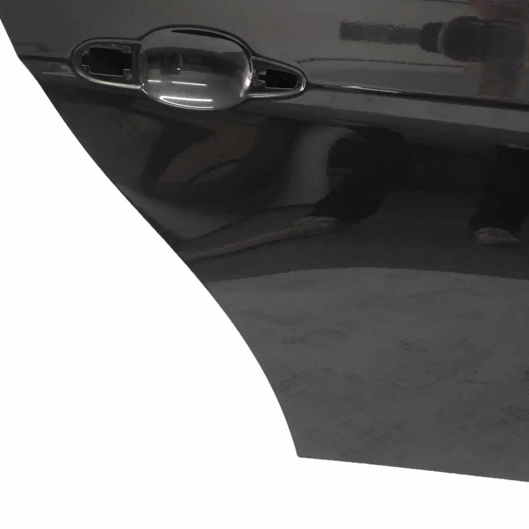 Arrière Droite Black Sapphire Noir Saphir Métallisé - 475 pour BMW E90 Porte à propos du numéro de pièce 7203648 BMW E90 Porte Arrière Droite Black Sapphire Noir Saphir Métallisé - 475 - SKU 7203648-BS4 - Numéro de pièce 7203648