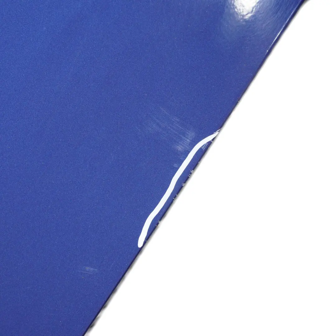 Porta Posteriore Destra O/S Le Mans Blau Blue Metallic - 381 per BMW E90 con numero di parte 7203648 BMW E90 Porta Posteriore Destra O/S Le Mans Blau Blue Metallic - 381 - SKU 7203648-LMB4 - Numero di parte 7203648