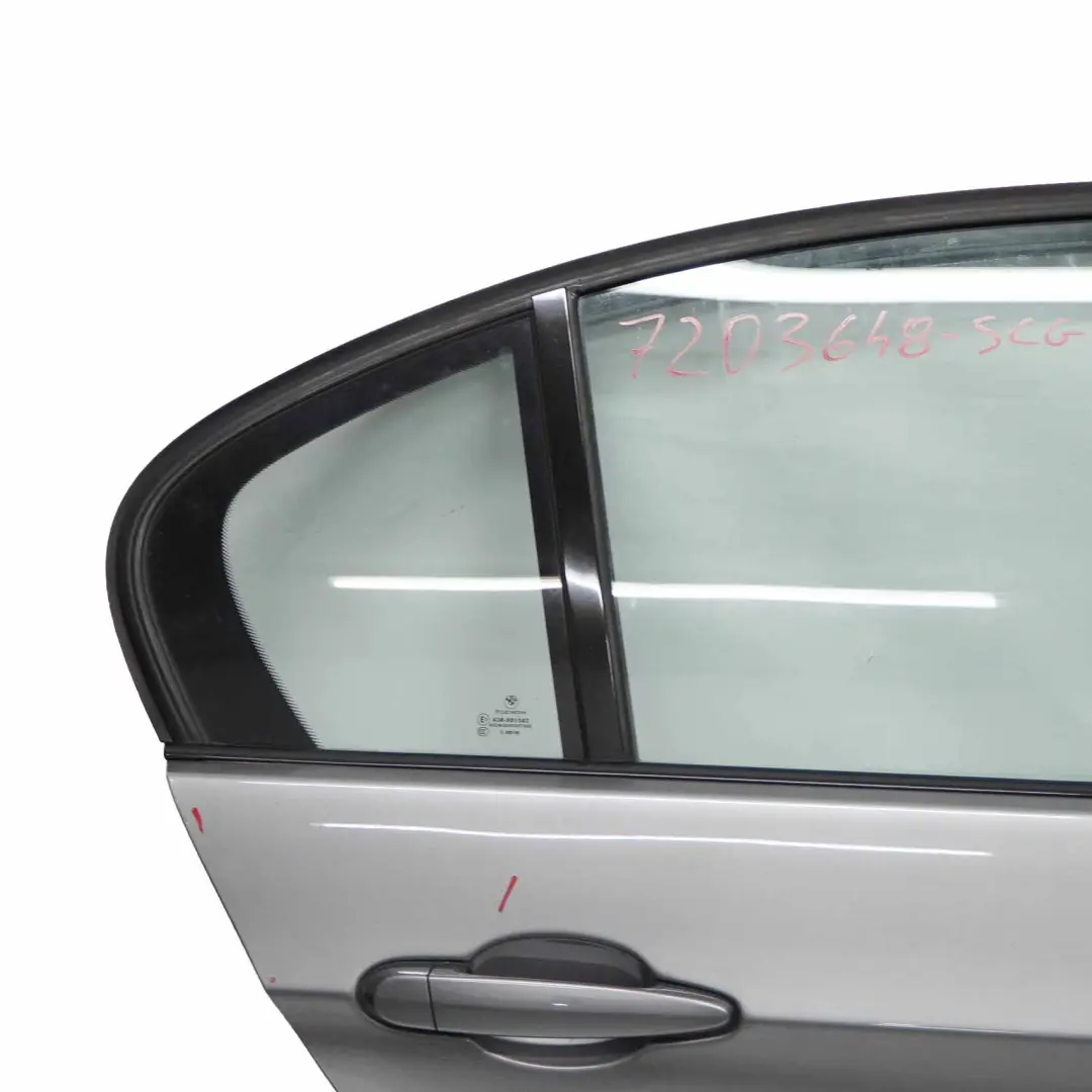 Drzwi Prawe Tylne Prawy Tył Spacegrau A52 do BMW E90 o numerze 7203648 BMW E90 Drzwi Prawe Tylne Prawy Tył Spacegrau A52 - SKU 7203648-SCG - Numer Części 7203648