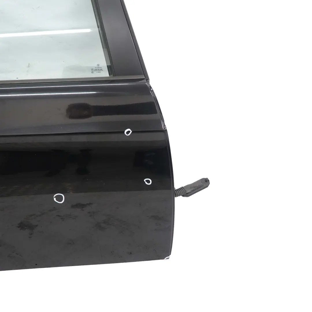 Reihe E90 Beifahrer Tür Hinten Rechts Schwarz 2 - 668 für BMW 3 mit Teilenummer 7203648 BMW 3 Reihe E90 Beifahrer Tür Hinten Rechts Schwarz 2 - 668 - SKU 7203648-SCH2 - Teilenummer 7203648