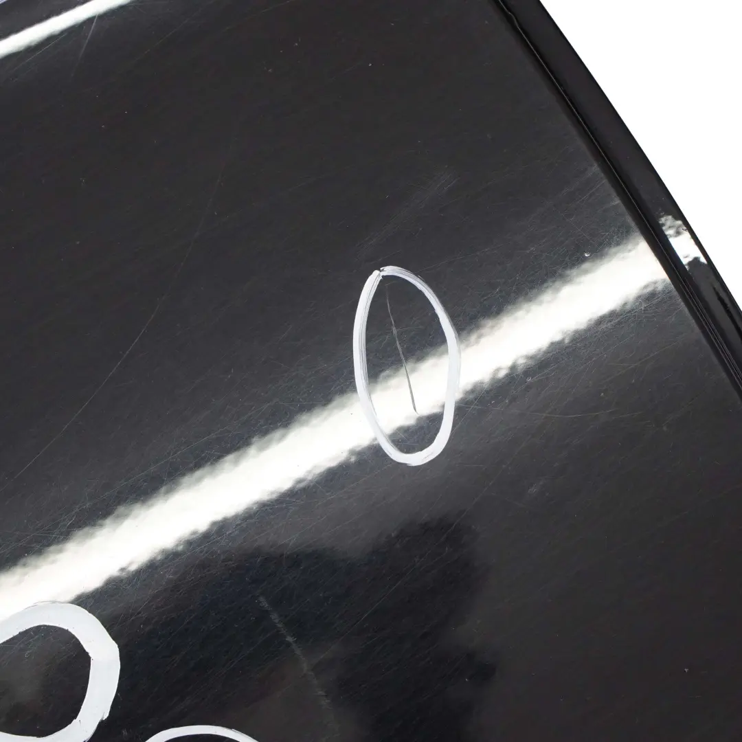 Tür Hinten Rechts Schwarz 2 - 668 für BMW E90 mit Teilenummer 7203648 BMW E90 Tür Hinten Rechts Schwarz 2 - 668 - SKU 7203648-SCH4 - Teilenummer 7203648