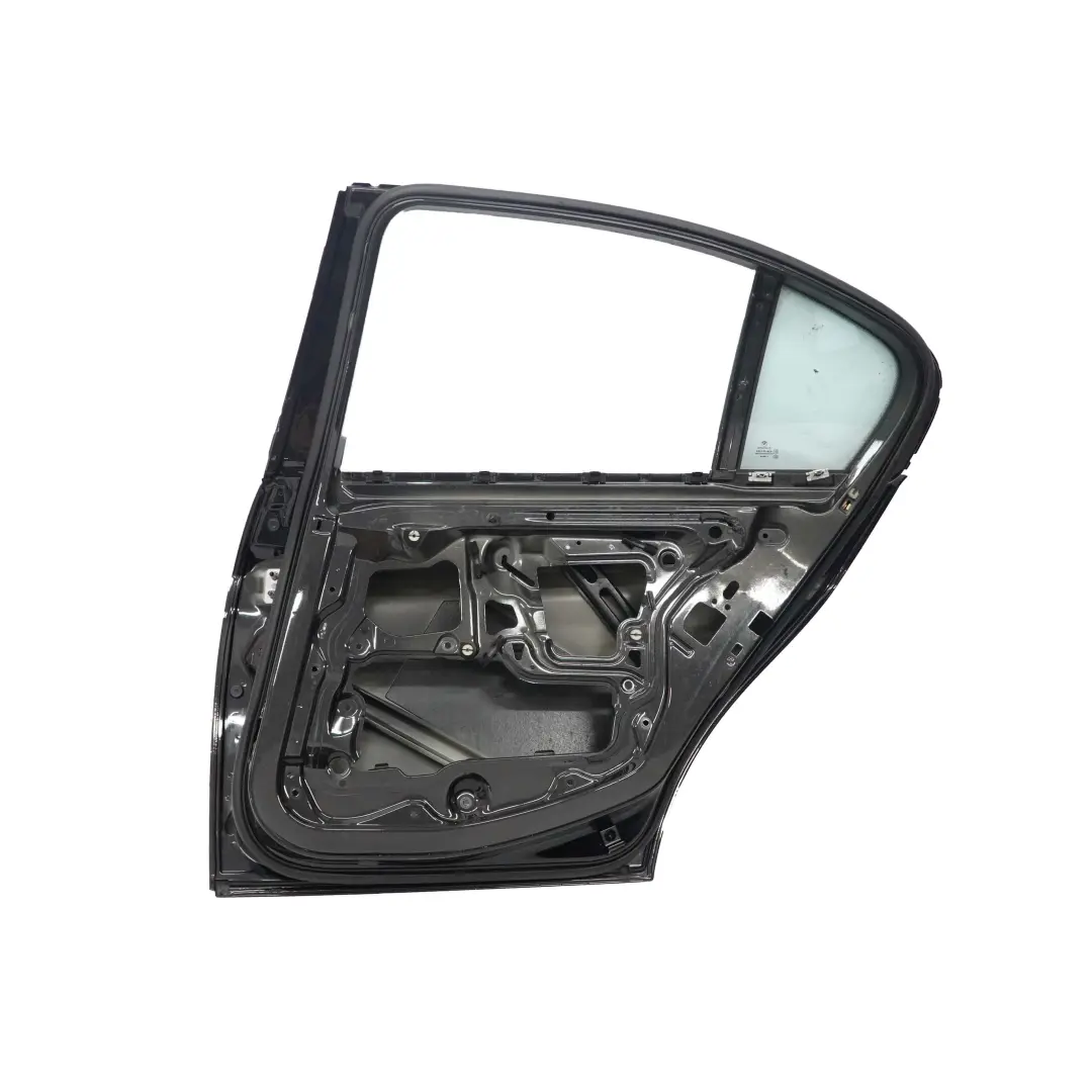 Puerta Trasera Derecha Tapa Panel Negro Schwarz 2 - 668 para BMW E90 con número de pieza 7203648 BMW E90 Puerta Trasera Derecha Tapa Panel Negro Schwarz 2 - 668 - SKU 7203648-SCH4 - Número de pieza 7203648