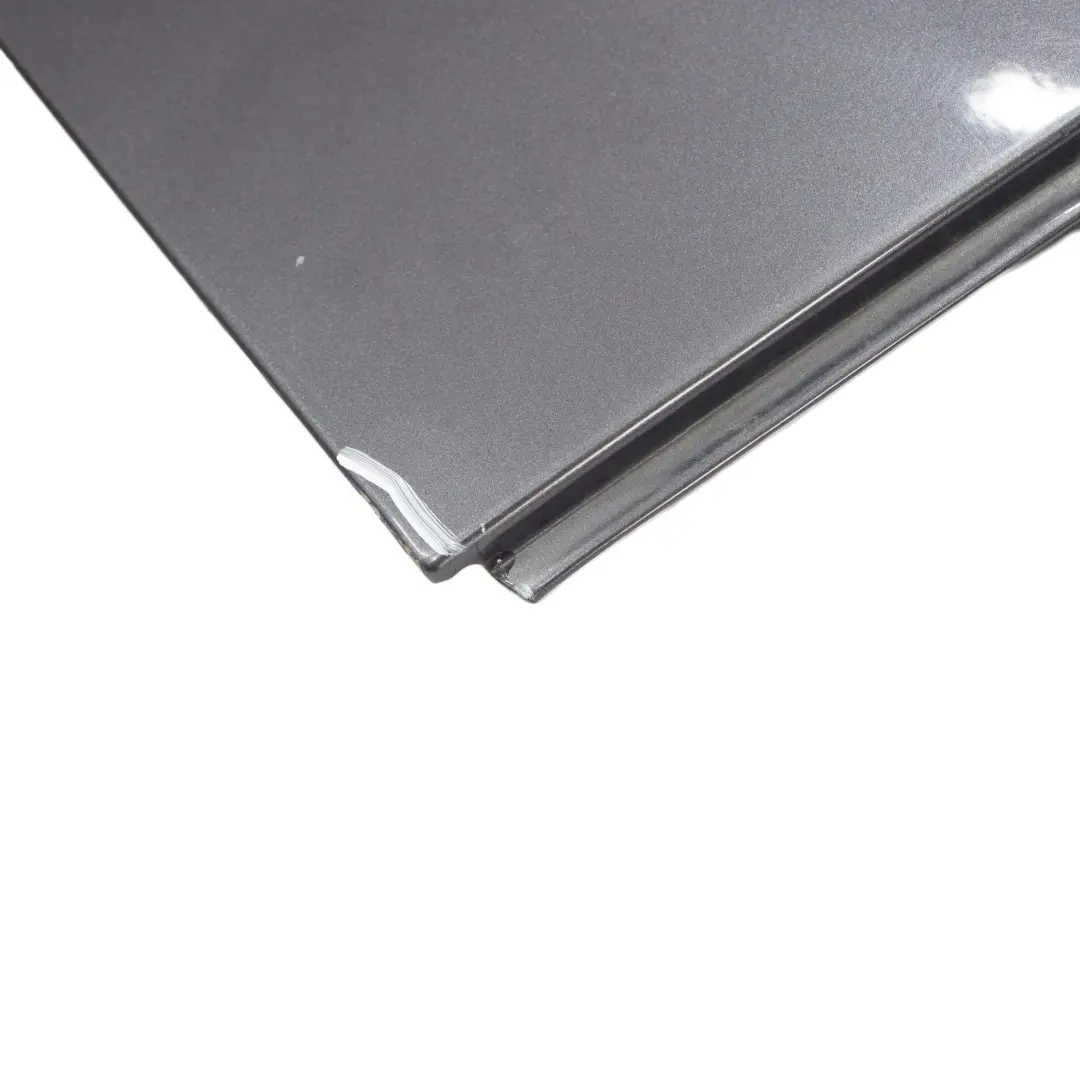 Puerta Trasera DerechaBMW E90 Sparkling Graphite Metallic - A22 para con número de pieza 7203648 Puerta Trasera DerechaBMW E90 Sparkling Graphite Metallic - A22 - SKU 7203648-SG7 - Número de pieza 7203648