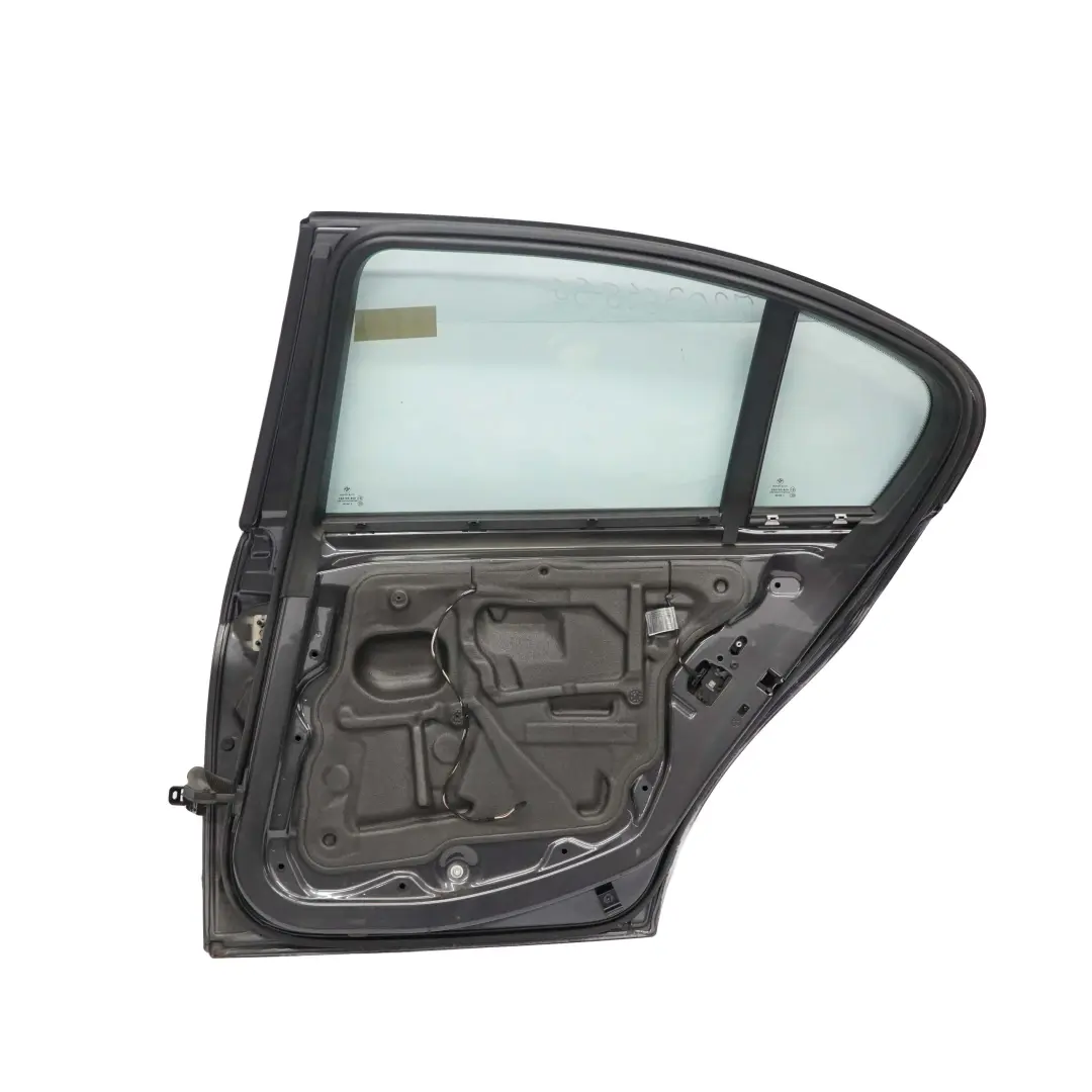 BMW E90 Drzwi Prawe Przednie Sparkling Graphite - SKU 7203648-SG - Numer Części 7203648