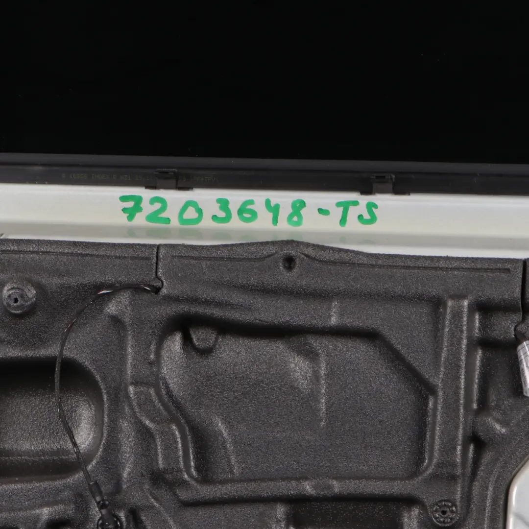 Beifahrer Tür hinten rechts Titansilber Silber Metallic 354 für BMW 3 er E90 LCI mit Teilenummer 7203648 BMW 3 er E90 LCI Beifahrer Tür hinten rechts Titansilber Silber Metallic 354 - SKU 7203648-TS2 - Teilenummer 7203648