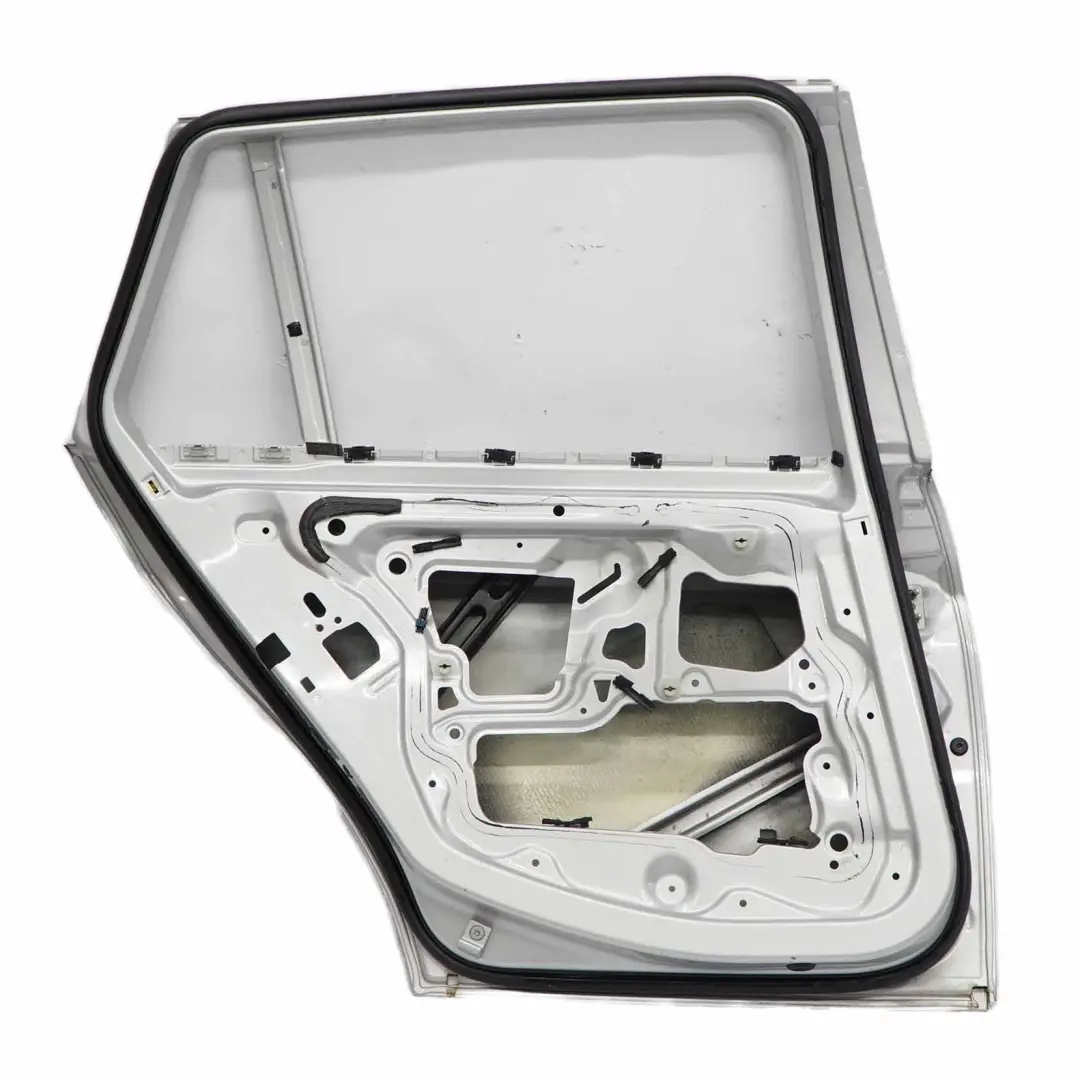 Puerta Trasera Izquierda Titansilber Silver Silber Metallic 354 para BMW E91 Touring con número de pieza 7203675 BMW E91 Touring Puerta Trasera Izquierda Titansilber Silver Silber Metallic 354 - SKU 7203675-TS3 - Número de pieza 7203675
