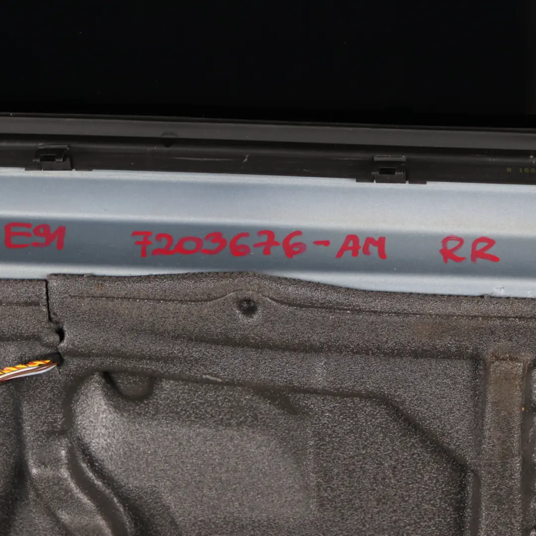 Door Rear Right O/S Touring Arktis Arctic Metallic - A34 to BMW E91 with Part number 7203676 BMW E91 Door Rear Right O/S Touring Arktis Arctic Metallic - A34 - SKU 7203676-AM - Part number 7203676