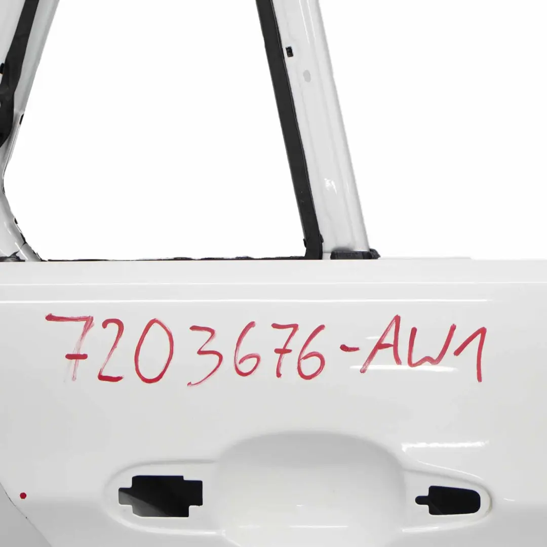 Porta Posteriore Dx Alpinweiss 3 - 300 per BMW E91 Touring con numero di parte 7203676 BMW E91 Touring Porta Posteriore Dx Alpinweiss 3 - 300 - SKU 7203676-AW1 - Numero di parte 7203676