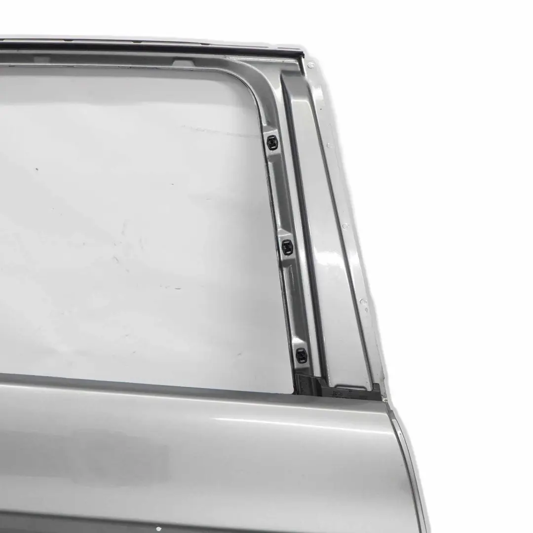 Puerta Trasera Derecha Spacegrau Gris Espacial Metalizado - A52 para BMW E91 Touring con número de pieza 7203676 BMW E91 Touring Puerta Trasera Derecha Spacegrau Gris Espacial Metalizado - A52 - SKU 7203676-SCG1 - Número de pieza 7203676