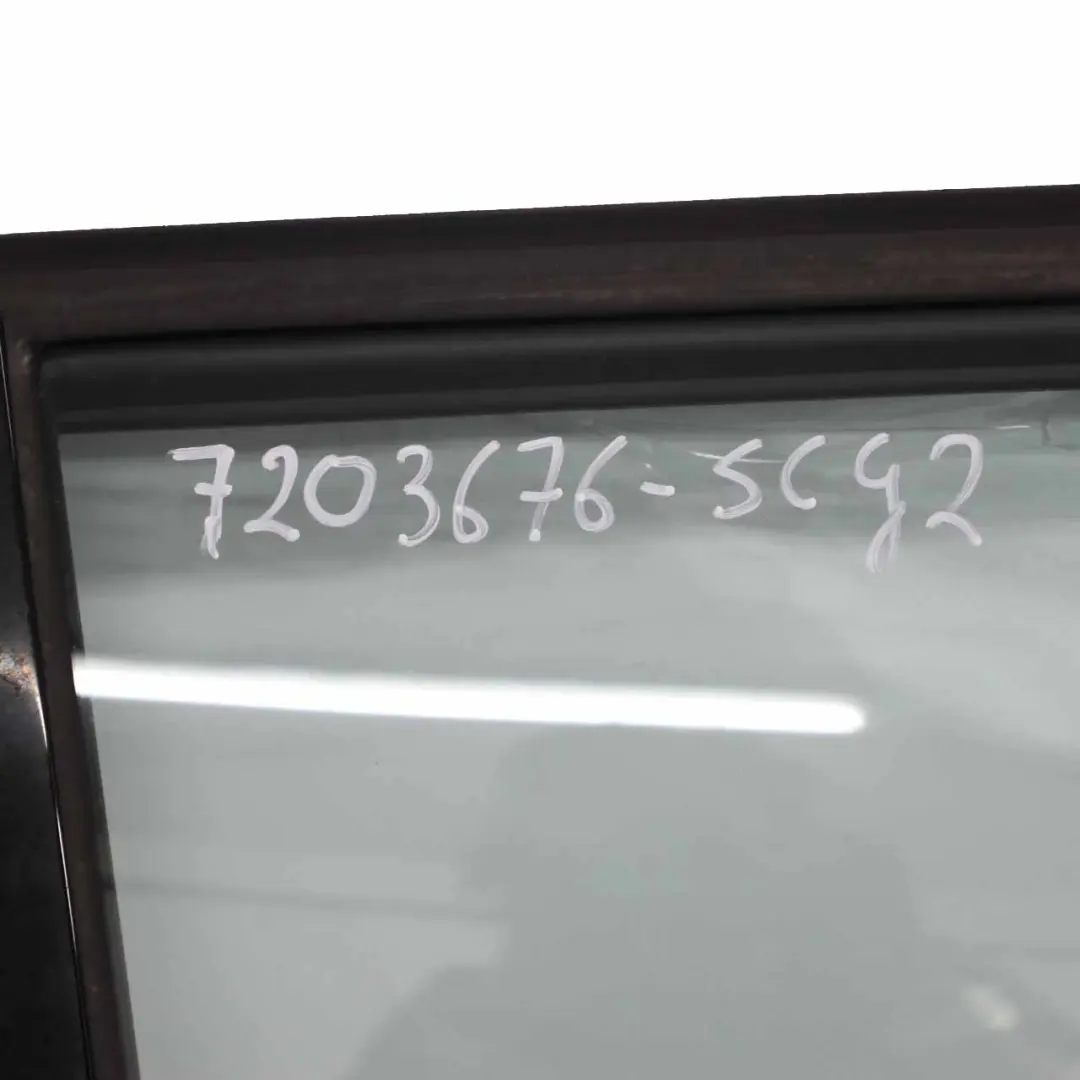 Porta posteriore destra Spacegrau Grigio metallizzato - A52 per BMW E91 con numero di parte 7203676 BMW E91 Porta posteriore destra Spacegrau Grigio metallizzato - A52 - SKU 7203676-SCG2 - Numero di parte 7203676