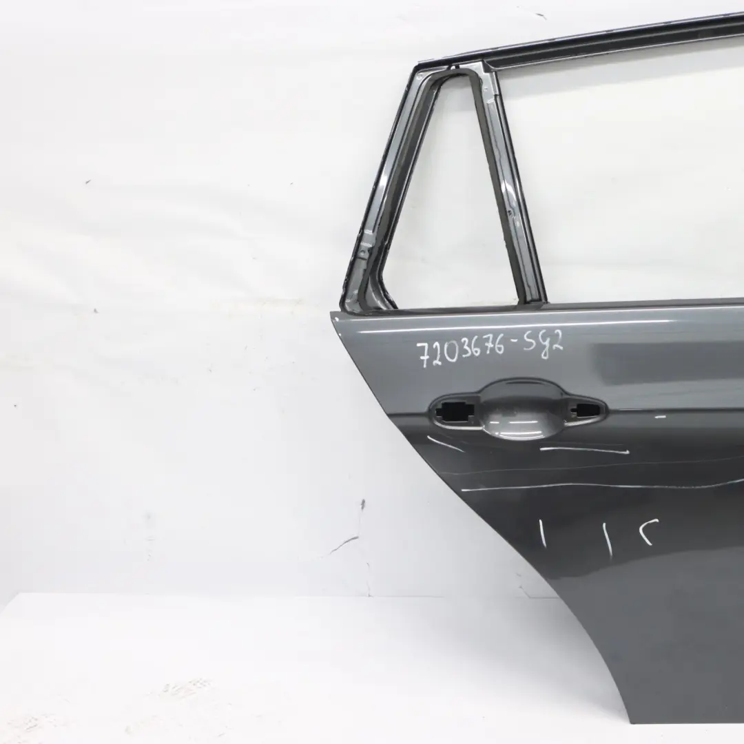 BMW E91 Touring Porta posteriore destra Sparkling Graphite Metallic - A22 - SKU 7203676-SG2 - Numero di parte 7203676