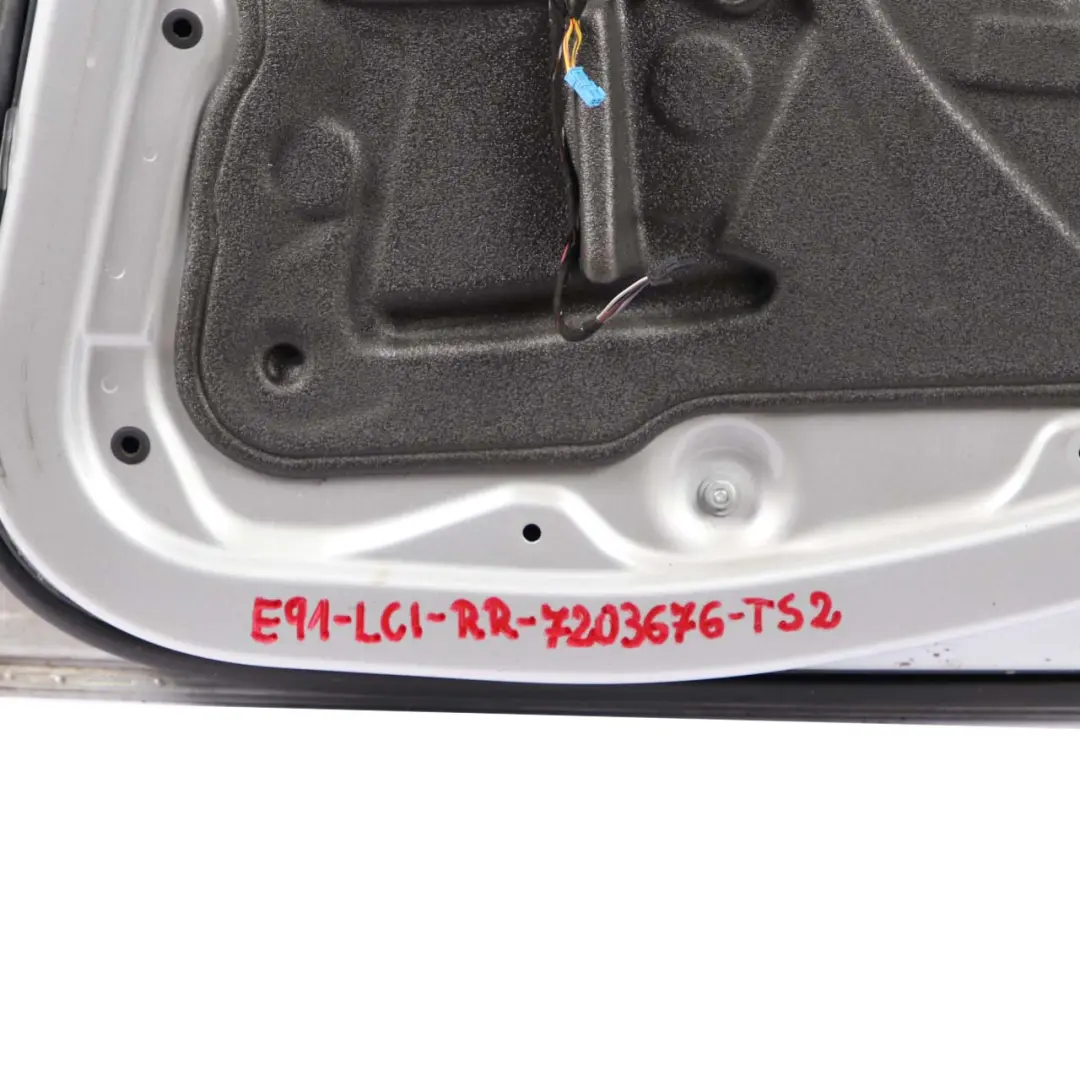 Door Rear Right O/S Titansilber Titan Silver Metallic - 354 to BMW 3 E91 Touring with Part number 7203676 BMW 3 E91 Touring Door Rear Right O/S Titansilber Titan Silver Metallic - 354 - SKU 7203676-TS2 - Part number 7203676