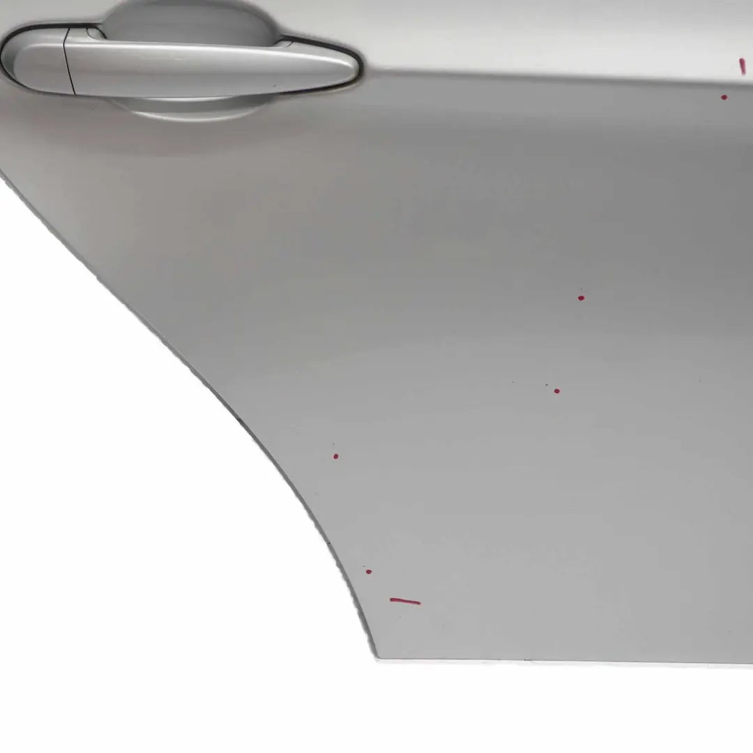 Puerta Trasera Derecha Titansilber Titan Silver Metallic - 354 para BMW E91 Touring con número de pieza 7203676 BMW E91 Touring Puerta Trasera Derecha Titansilber Titan Silver Metallic - 354 - SKU 7203676-TS3 - Número de pieza 7203676