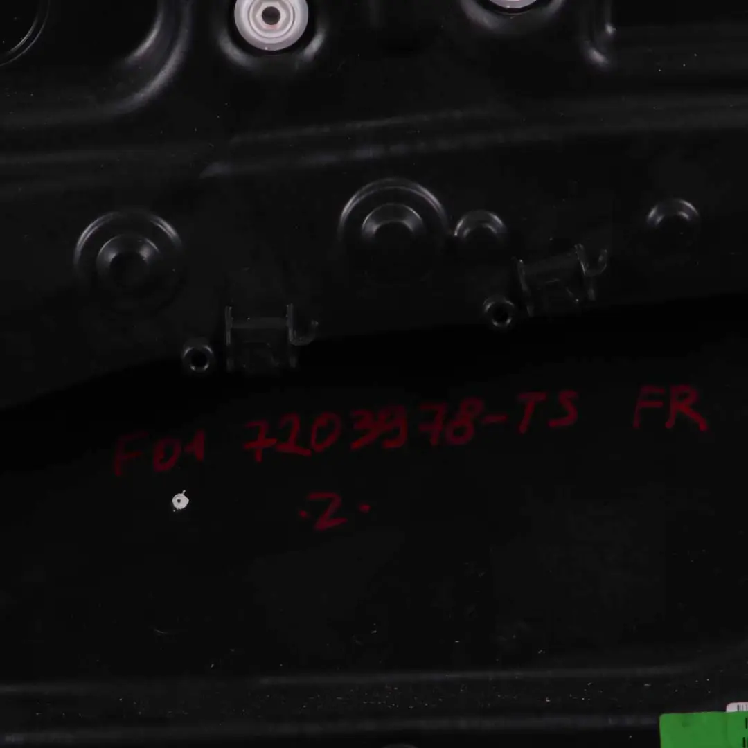 Door Front Right O/S Titansilber Titan Silver Metallic - 354 to BMW F01 with Part number 7203978 BMW F01 Door Front Right O/S Titansilber Titan Silver Metallic - 354 - SKU 7203978-TS - Part number 7203978