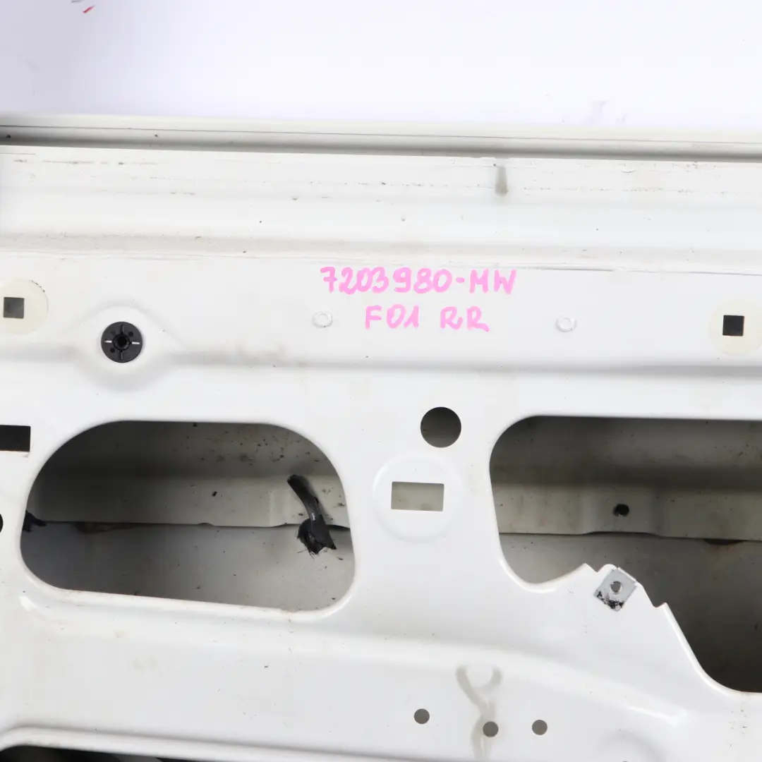 Door Rear Right O/S Mineralweiss Mineral White Metallic - A96 to BMW F01 with Part number 7203980 BMW F01 Door Rear Right O/S Mineralweiss Mineral White Metallic - A96 - SKU 7203980-MW - Part number 7203980