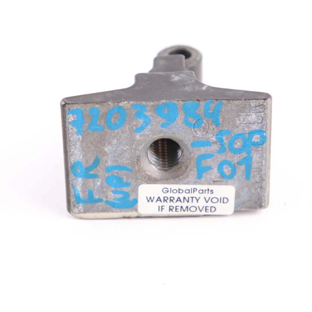 Door Hinge Front Right O/S Upper Sophistograu Grey - A90 to BMW F01 with Part number 7203984 BMW F01 Door Hinge Front Right O/S Upper Sophistograu Grey - A90 - SKU 7203984-SOP - Part number 7203984