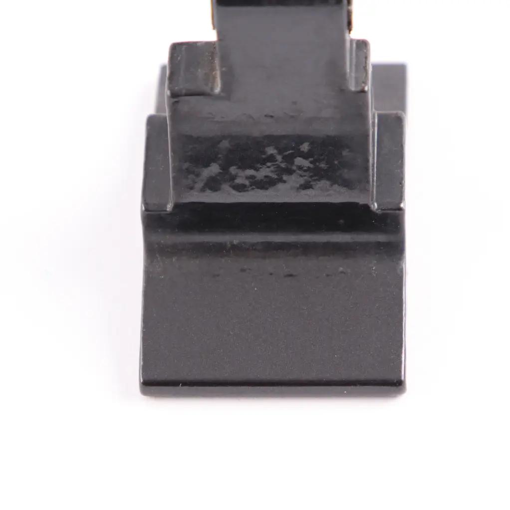BMW F01 Bisagra Puerta Delantera Derecha Inferior Gris Sophistograu A90 - SKU 7203986-SOP - Número de pieza 7203986