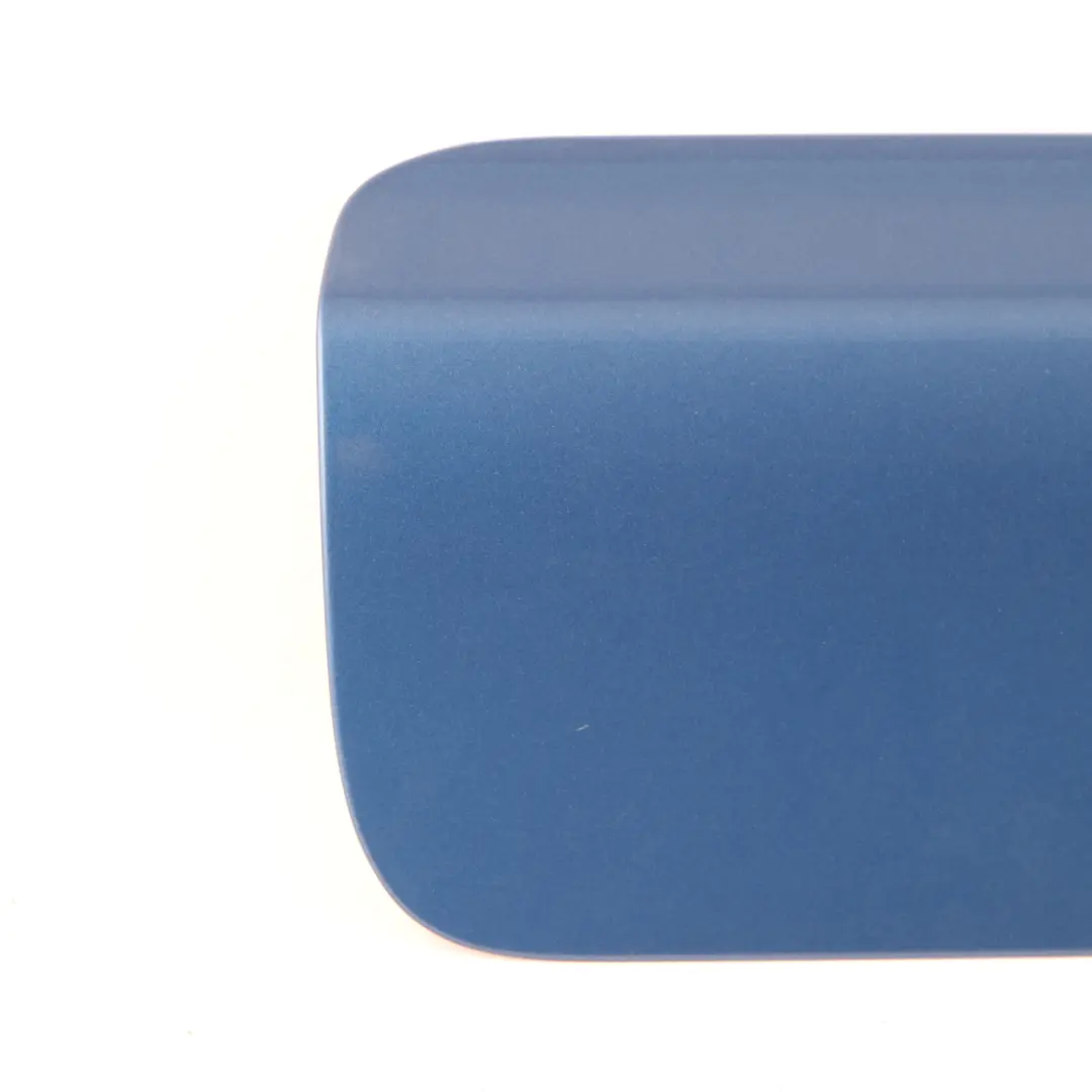 Coperchio Carburante Riempimento Aletta Montecarlo Blue B05 per BMW F10 con numero di parte 7204341 BMW F10 Coperchio Carburante Riempimento Aletta Montecarlo Blue B05 - SKU 7204341-MCB - Numero di parte 7204341