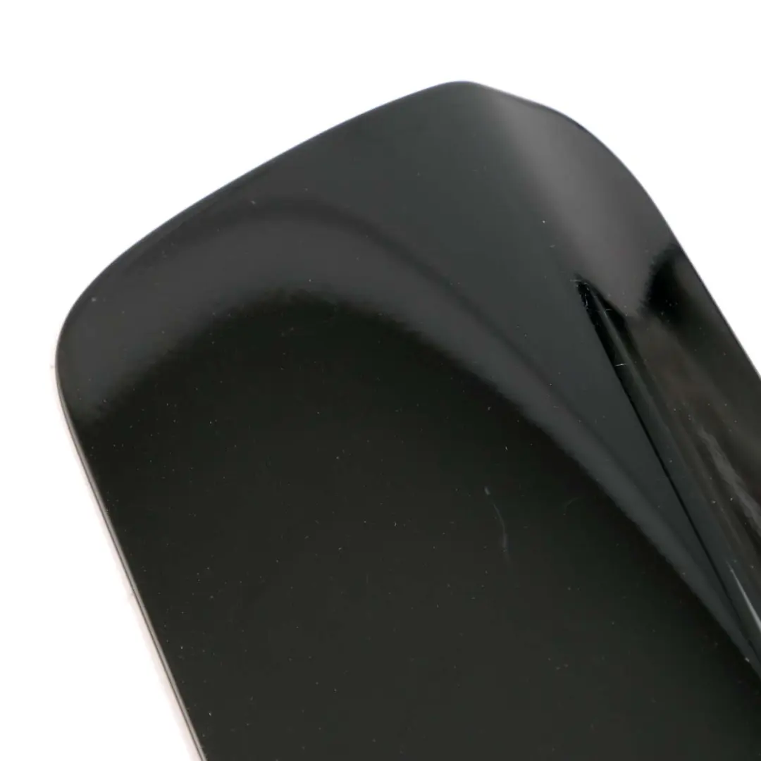 BMW F10 LCI Tapa del tapón de llenado de combustible Schwarz 2 Negro - 668 - SKU 7204341-SCH - Número de pieza 7204341