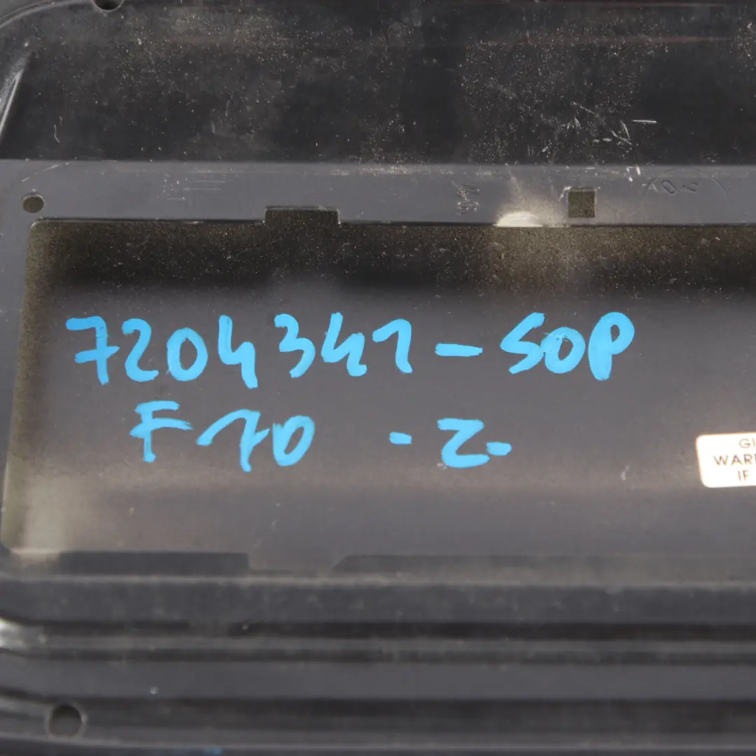  Couvercle Carburant BMW F10 LCI Filler Fill In Flap Sophisto Grey Metallic B90 - SKU 7204341-SOP - Numéro de pièce 7204341