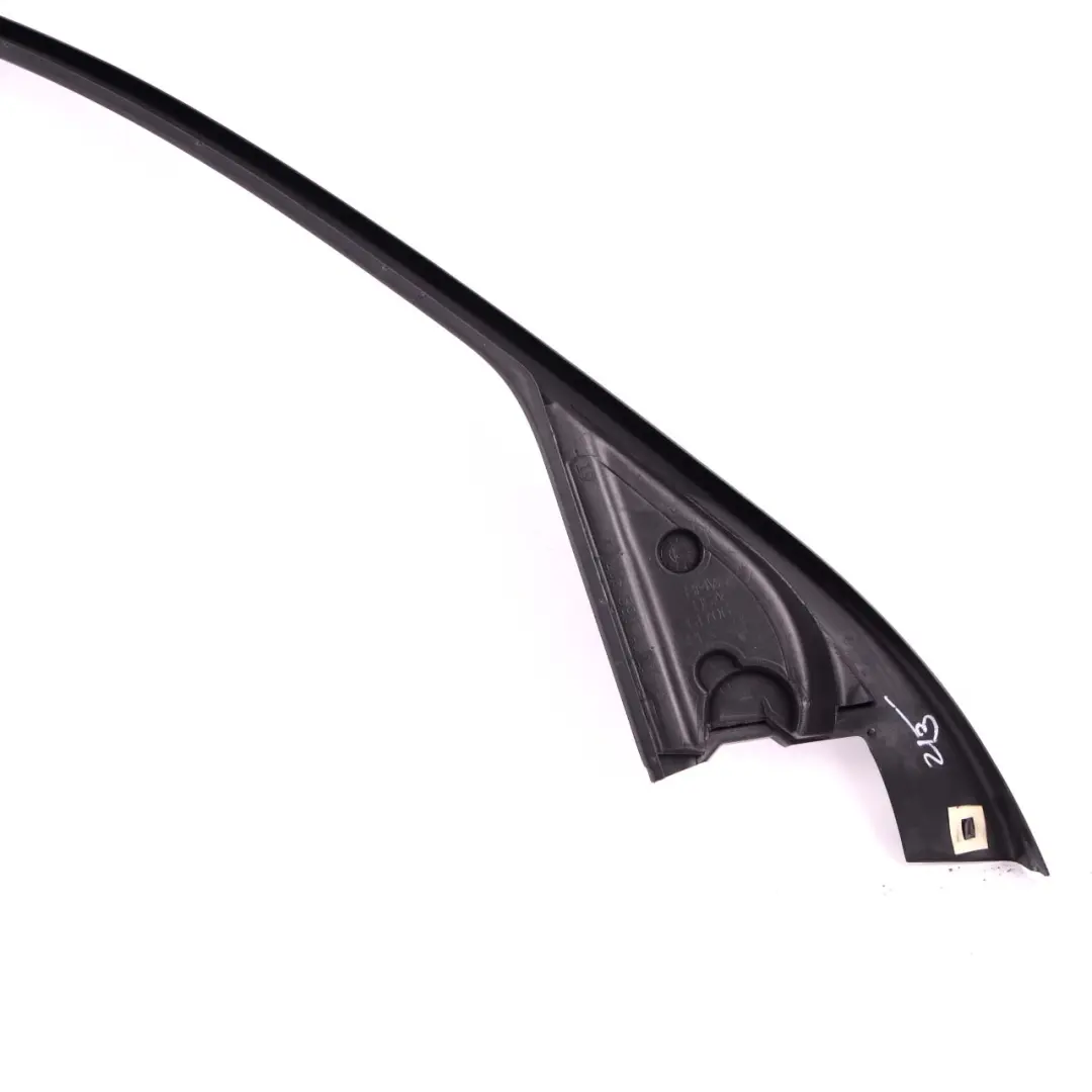 Copertura Telaio Finestra Porta Trim Anteriore Destra O/S per BMW X3 F25 con numero di parte 7205584 BMW X3 F25 Copertura Telaio Finestra Porta Trim Anteriore Destra O/S - SKU 7205584 - Numero di parte 7205584