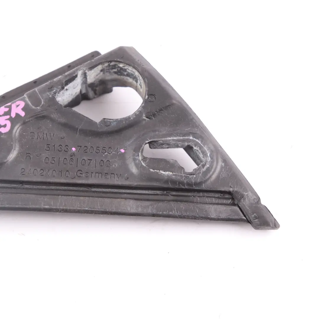 Guarnizione specchietto retrovisore BMW X3 F25 Isolamento esterno destro per con numero di parte 7205594 Guarnizione specchietto retrovisore BMW X3 F25 Isolamento esterno destro - SKU 7205594 - Numero di parte 7205594