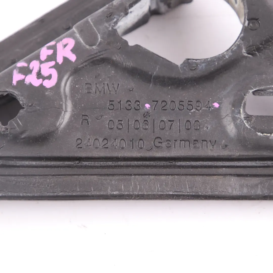 Guarnizione specchietto retrovisore BMW X3 F25 Isolamento esterno destro per con numero di parte 7205594 Guarnizione specchietto retrovisore BMW X3 F25 Isolamento esterno destro - SKU 7205594 - Numero di parte 7205594