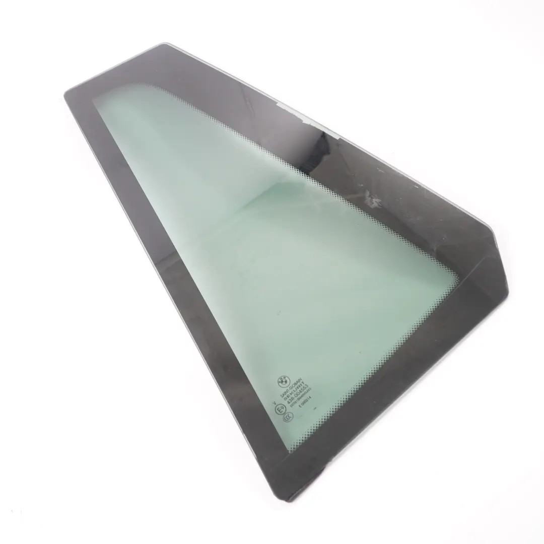 Cristal Fijo Puerta Trasera Izquierda Tintado Negro AS3 SSG para BMW X3 F25 con número de pieza 7205601 BMW X3 F25 Cristal Fijo Puerta Trasera Izquierda Tintado Negro AS3 SSG - SKU 7205601 - Número de pieza 7205601