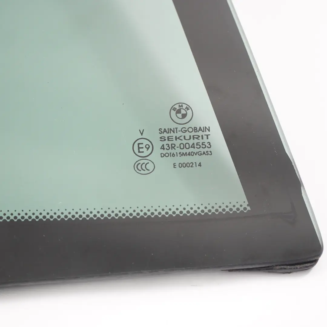 BMW X3 F25 Vitrage Fixe Porte Arrière Droite Teinté Noir AS3 SSG - SKU 7205602-1 - Numéro de pièce 7205602
