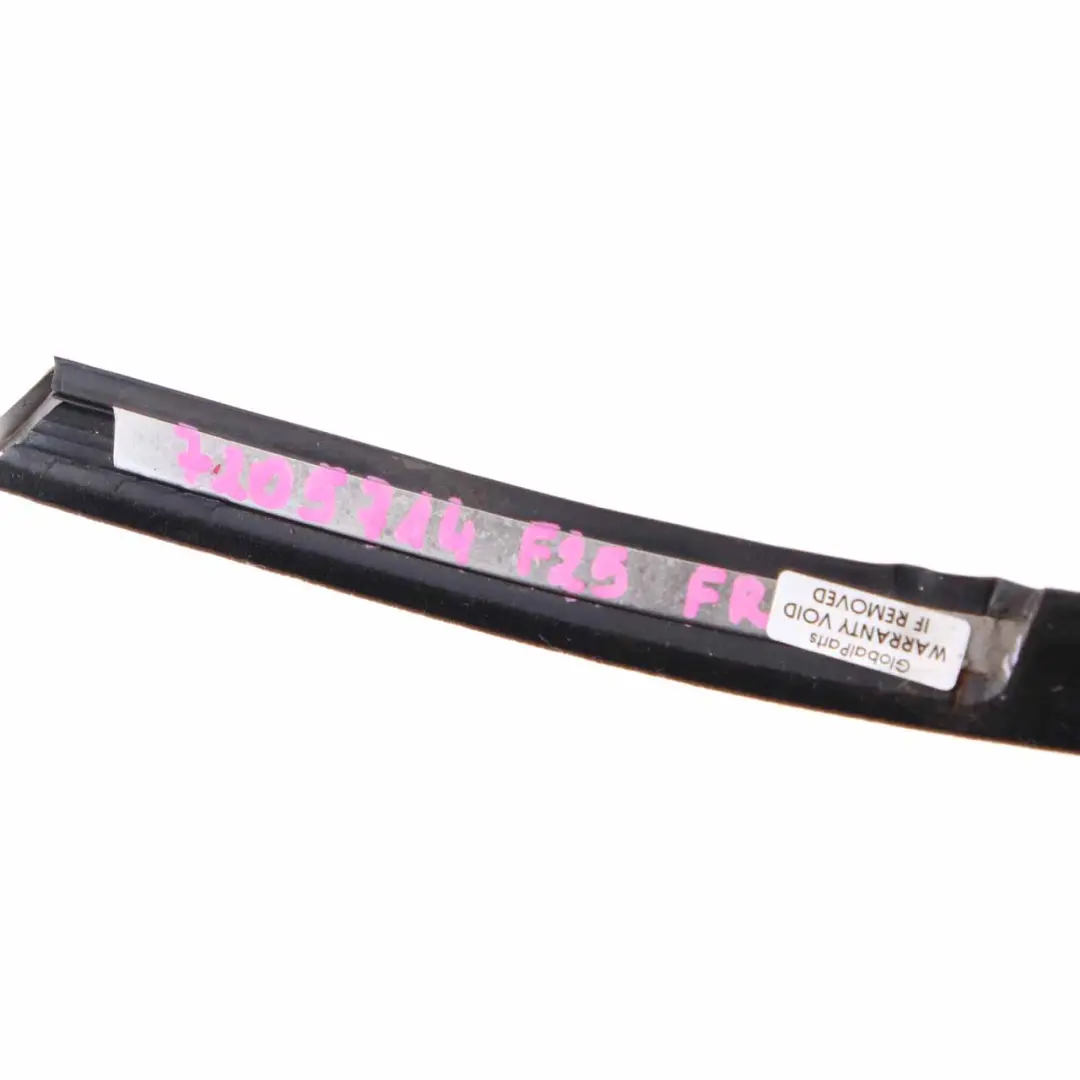 Channel Cover Outer Door Front Right O/S Alu Matt to BMW X3 F25 with Part number 7205744 BMW X3 F25 Channel Cover Outer Door Front Right O/S Alu Matt - SKU 7205714 - Part number 7205744