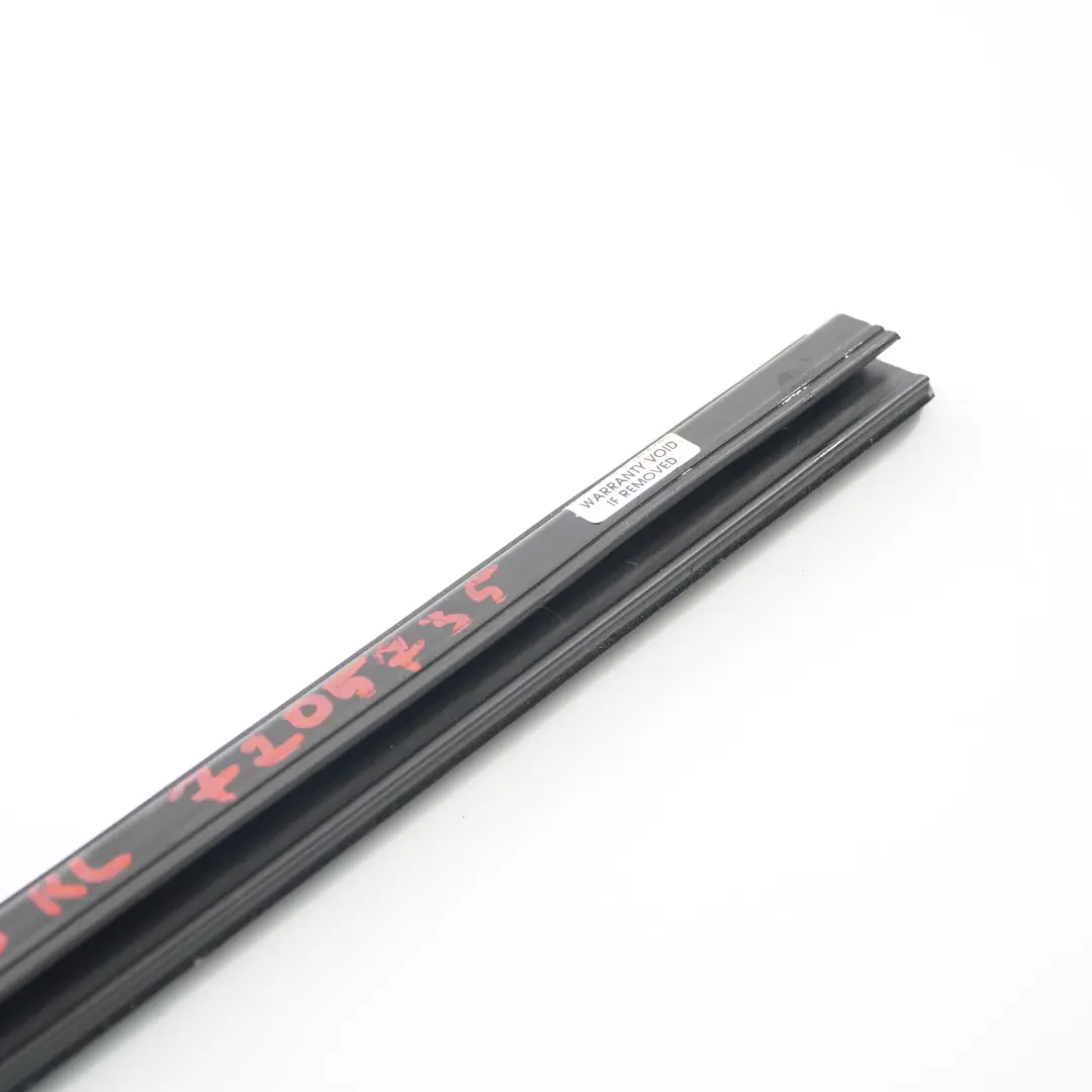 Garniture de Porte Intérieur Bavette Arrière Gauche Noir pour BMW X3 F25 à propos du numéro de pièce 7205735 BMW X3 F25 Garniture de Porte Intérieur Bavette Arrière Gauche Noir - SKU 7205735 - Numéro de pièce 7205735