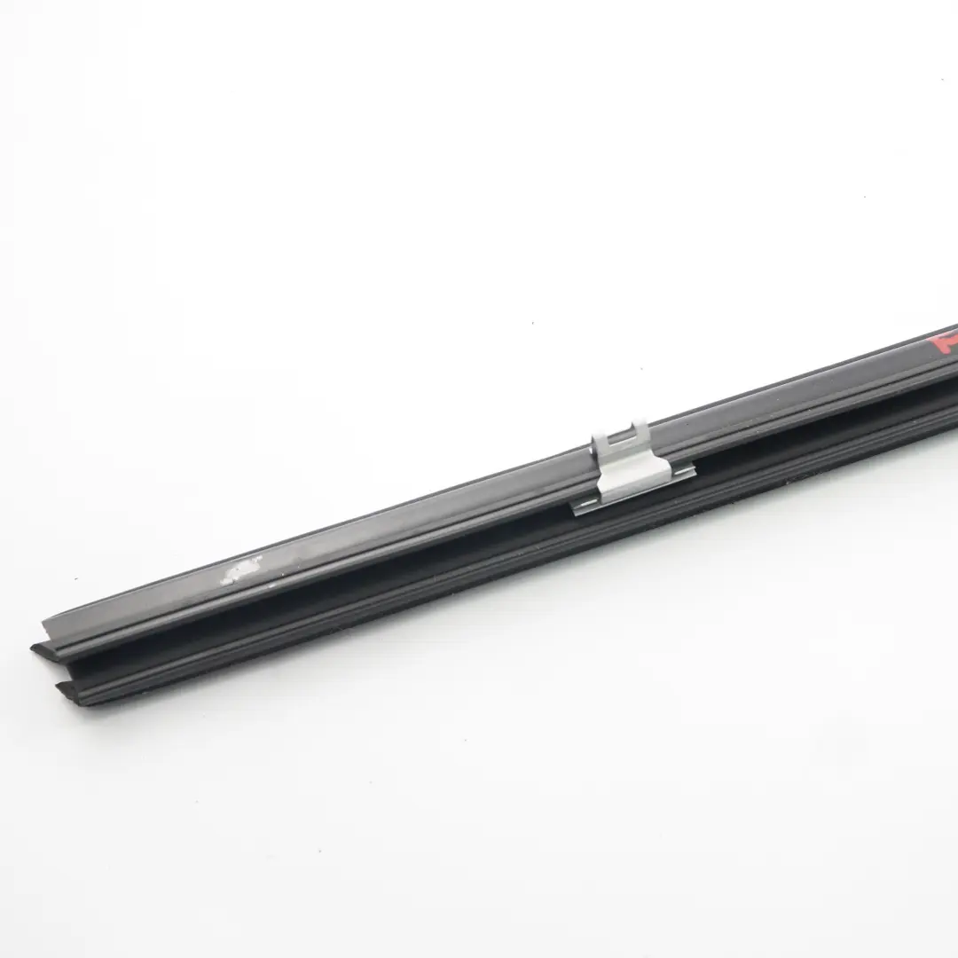 Garniture de Porte Intérieur Bavette Arrière Gauche Noir pour BMW X3 F25 à propos du numéro de pièce 7205735 BMW X3 F25 Garniture de Porte Intérieur Bavette Arrière Gauche Noir - SKU 7205735 - Numéro de pièce 7205735