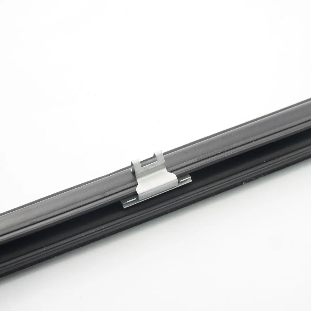 BMW X3 F25 Garniture de Porte Intérieur Bavette Arrière Gauche Noir - SKU 7205735 - Numéro de pièce 7205735