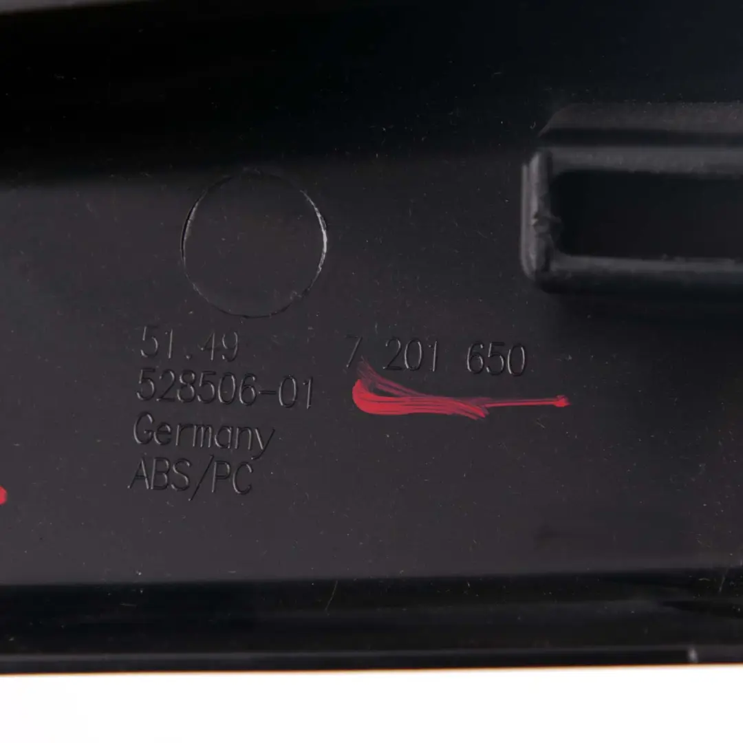 Tapa Trasera Maletero Cubierta Panel Portón Trasero Negro 7201650 para BMW F07 GT con número de pieza 7205747 BMW F07 GT Tapa Trasera Maletero Cubierta Panel Portón Trasero Negro 7201650 - SKU 7205747 - Número de pieza 7205747