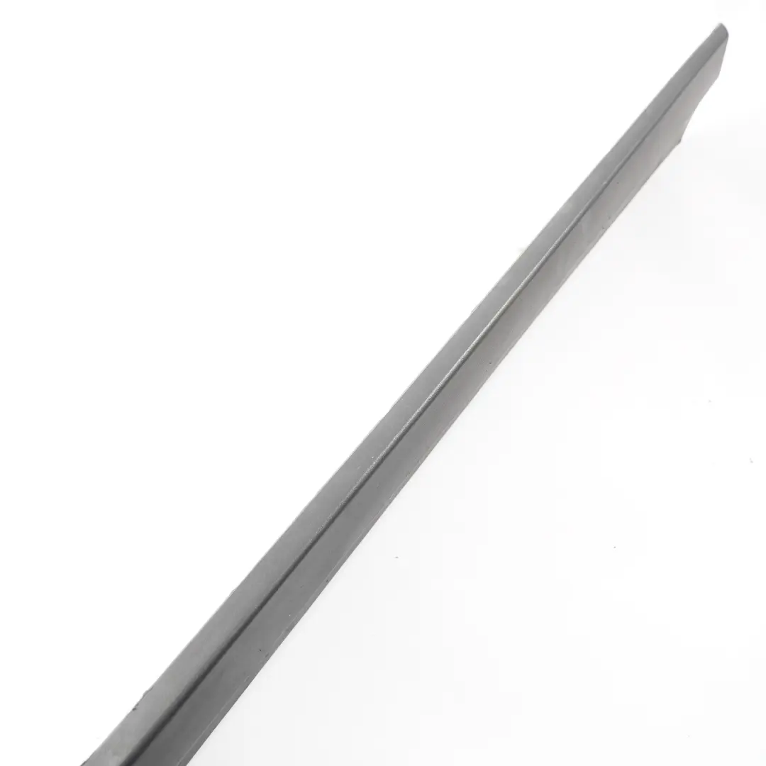 Moulure de Porte Panneau de Bas de Porte Avant Droite pour BMW X3 F25 à propos du numéro de pièce 7205780 BMW X3 F25 Moulure de Porte Panneau de Bas de Porte Avant Droite - SKU 7205780 - Numéro de pièce 7205780