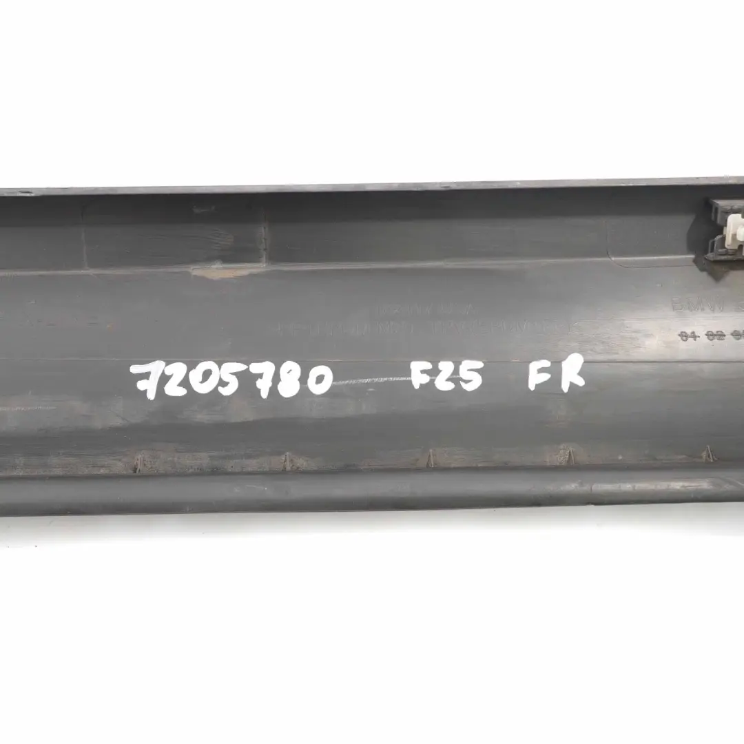 Moldura puerta Panel balancín Cubierta tira Delantera Derecha para BMW X3 F25 con número de pieza 7205780 BMW X3 F25 Moldura puerta Panel balancín Cubierta tira Delantera Derecha - SKU 7205780 - Número de pieza 7205780