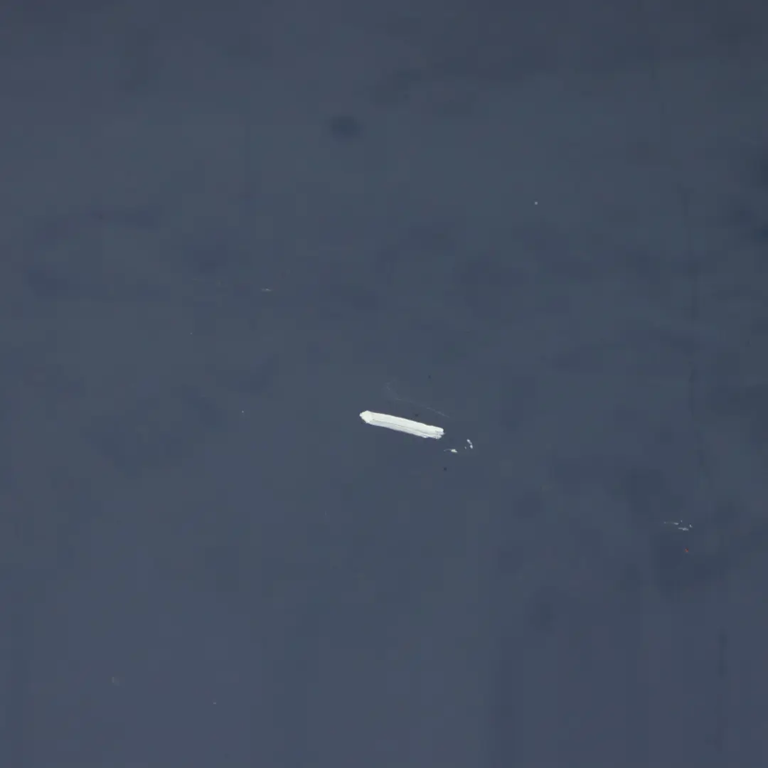 Porta anteriore sinistra F11 Deep Sea Blue Metallic - A76 per BMW F10 con numero di parte 7206107 BMW F10 Porta anteriore sinistra F11 Deep Sea Blue Metallic - A76 - SKU 7206107-DSB - Numero di parte 7206107