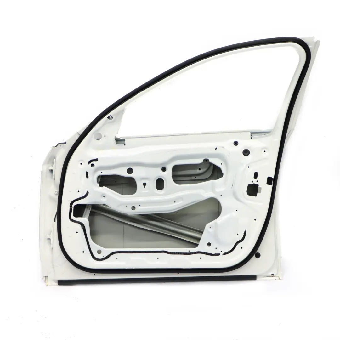 Puerta Delantera Derecha F11 Alpinweiss Alpine Blanco 3 - 300 para BMW F10 con número de pieza 7206108 BMW F10 Puerta Delantera Derecha F11 Alpinweiss Alpine Blanco 3 - 300 - SKU 7206108-AW1 - Número de pieza 7206108