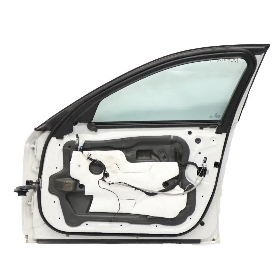 BMW F10 Porte Avant Droite F11 Alpinweiss Alpine White 3 - 300 - SKU 7206108-AW2 - Numéro de pièce 7206108