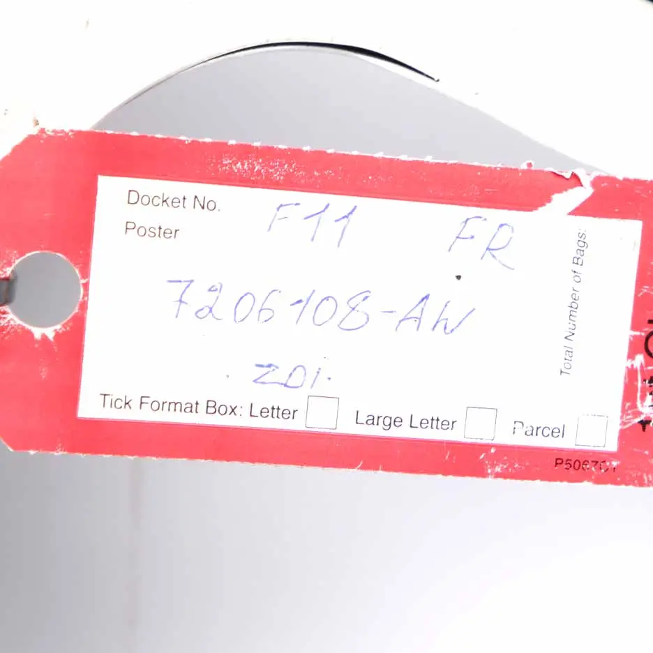 Door Front Right O/S F11 Alpinweiss Alpine White 3 - 300 to BMW F10 with Part number 7206108 BMW F10 Door Front Right O/S F11 Alpinweiss Alpine White 3 - 300 - SKU 7206108-AW - Part number 7206108