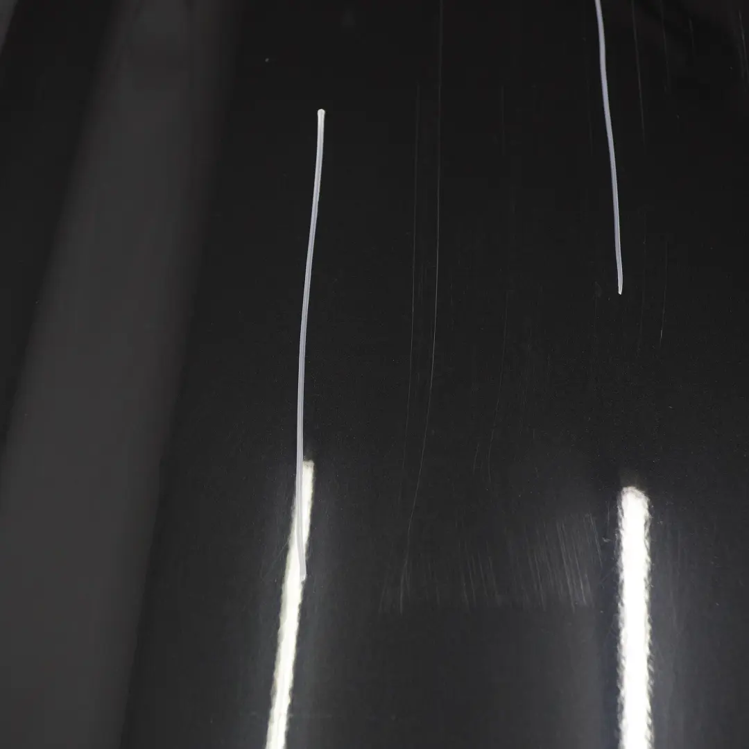 Puerta Delantera Derecha F11 Zafiro Negro Metalizado - 475 para BMW F10 con número de pieza 7206108 BMW F10 Puerta Delantera Derecha F11 Zafiro Negro Metalizado - 475 - SKU 7206108-BS3 - Número de pieza 7206108