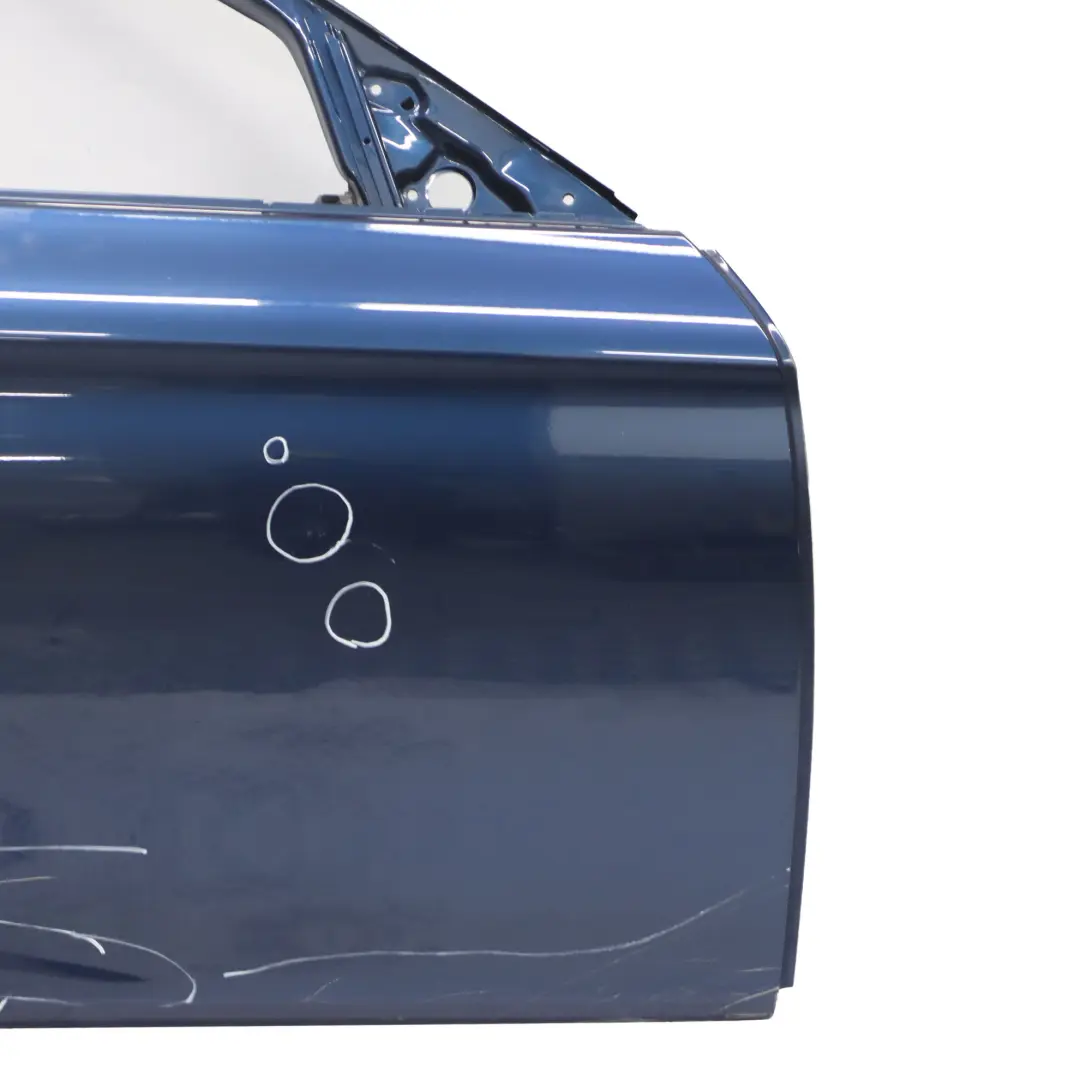 Puerta Delantera Derecha F11 Tiefseeblau Metallic - A76 para BMW F10 con número de pieza 7206108 BMW F10 Puerta Delantera Derecha F11 Tiefseeblau Metallic - A76 - SKU 7206108-DSB - Número de pieza 7206108