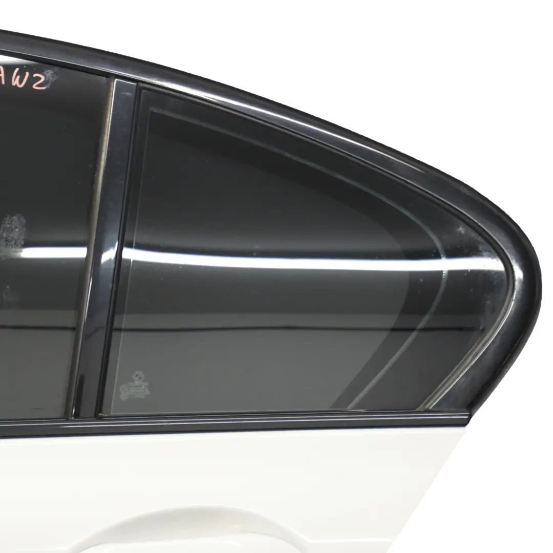 BMW F10 Porta posteriore sinistra Pannello di copertura Alpinweiss White - 300 - SKU 7206113-AW2 - Numero di parte 7206113