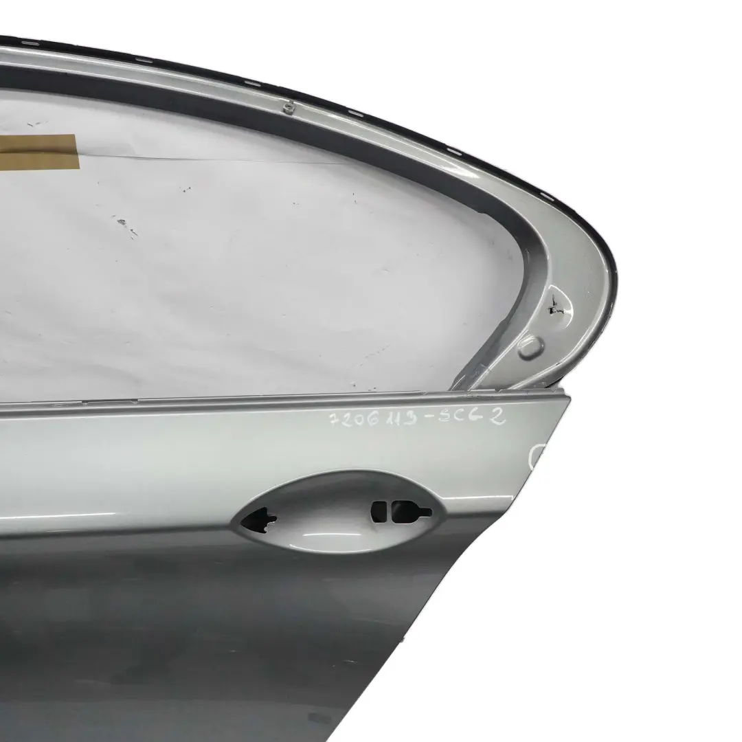 Porta Posteriore Sinistra Spacegrau Space Grau Metallic - A52 per BMW F10 con numero di parte 7206113 BMW F10 Porta Posteriore Sinistra Spacegrau Space Grau Metallic - A52 - SKU 7206113-SCG2 - Numero di parte 7206113