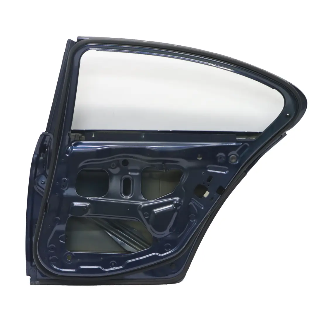 Puerta Trasera Derecha Tiefseeblau Deep Sea Blue Metallic - A76 para BMW F10 con número de pieza 7206114 BMW F10 Puerta Trasera Derecha Tiefseeblau Deep Sea Blue Metallic - A76 - SKU 7206114-DSB - Número de pieza 7206114
