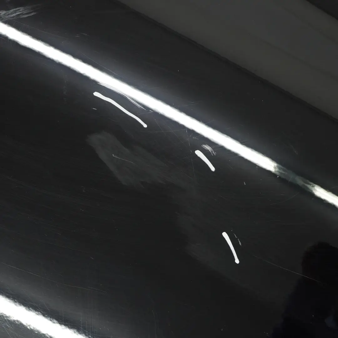 Tür Hinten Rechts Schwarz 2 - 668 für BMW F10 F11 mit Teilenummer 7206114 BMW F10 F11 Tür Hinten Rechts Schwarz 2 - 668 - SKU 7206114-SCH2 - Teilenummer 7206114