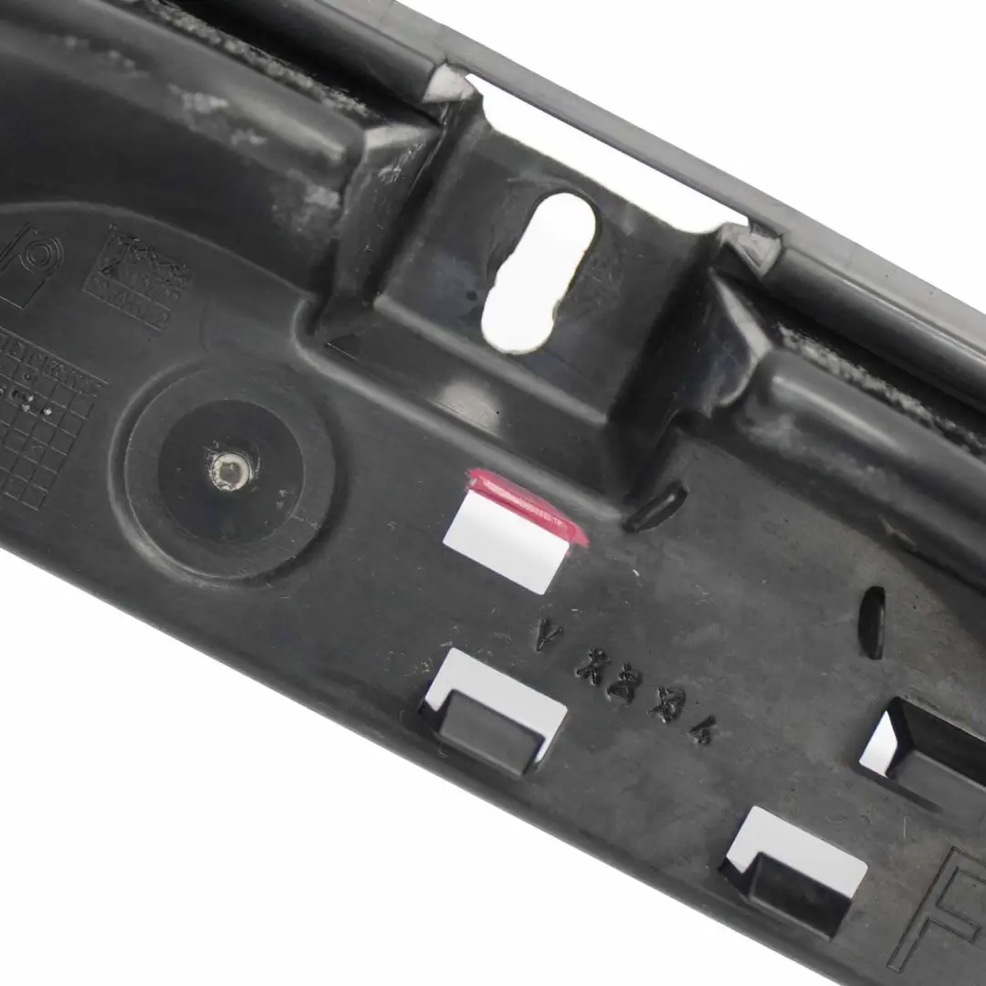 Staffa Posteriore Supporto Guida Centrale Paraurti per BMW F11 Touring M Sport con numero di parte 7207109 BMW F11 Touring M Sport Staffa Posteriore Supporto Guida Centrale Paraurti - SKU 7207109-1 - Numero di parte 7207109